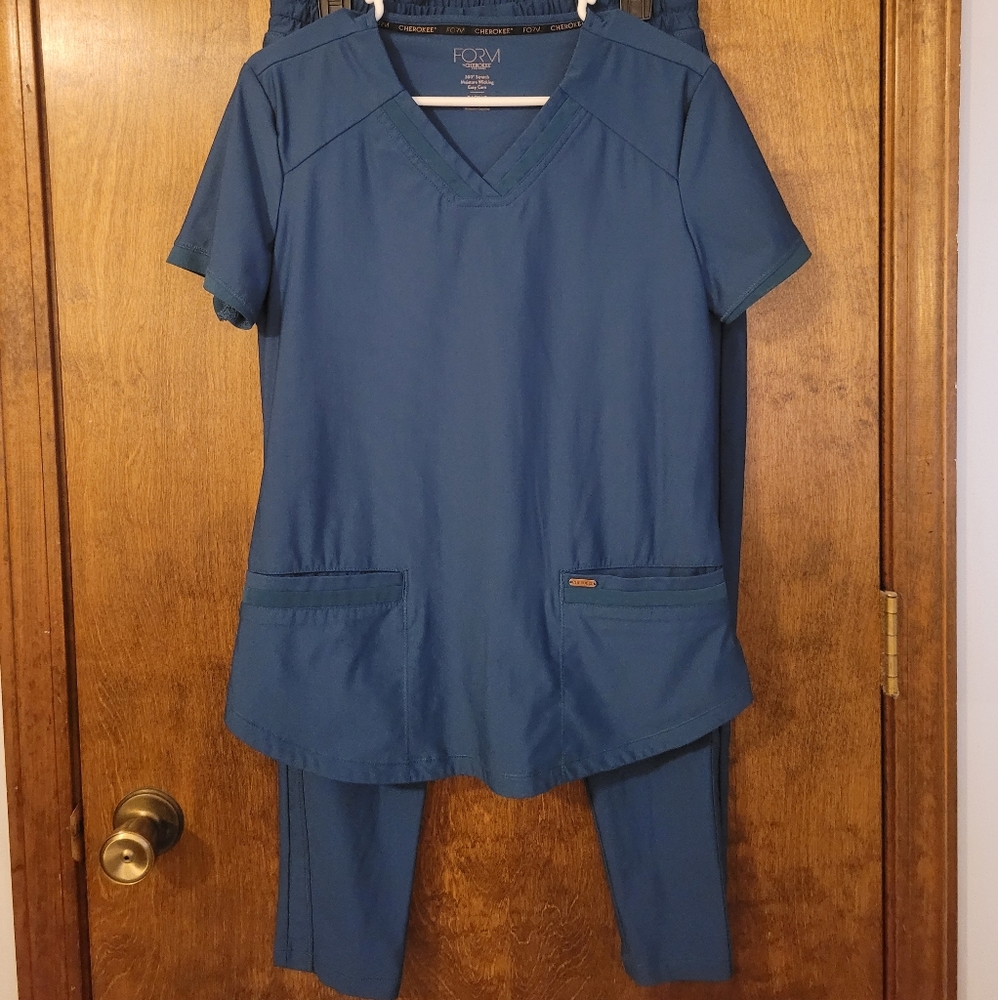 Scrubs Cherokee Caribbean Small/Medium Set